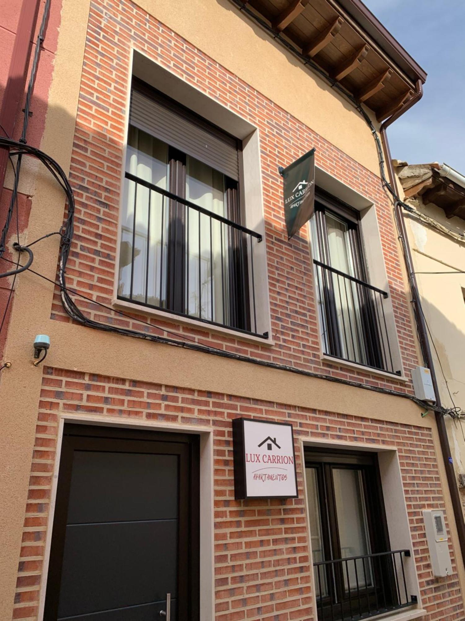 Apartamentos Lux Carrion Carrión de los Condes Buitenkant foto